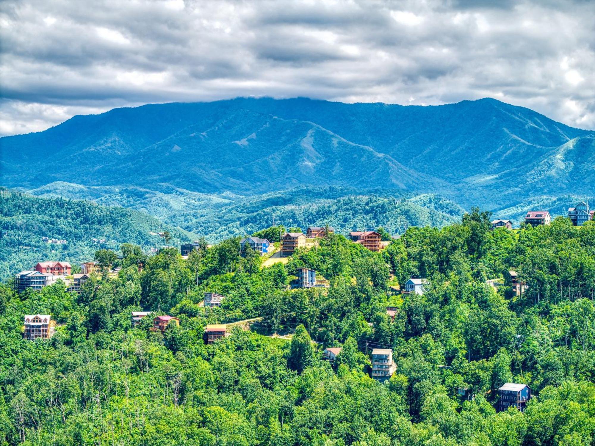 Key Lime Pie, Hot Tub,Wifi, 1089 Free Tickets Each Paid Day, Dollywood And More Gatlinburg Extérieur photo